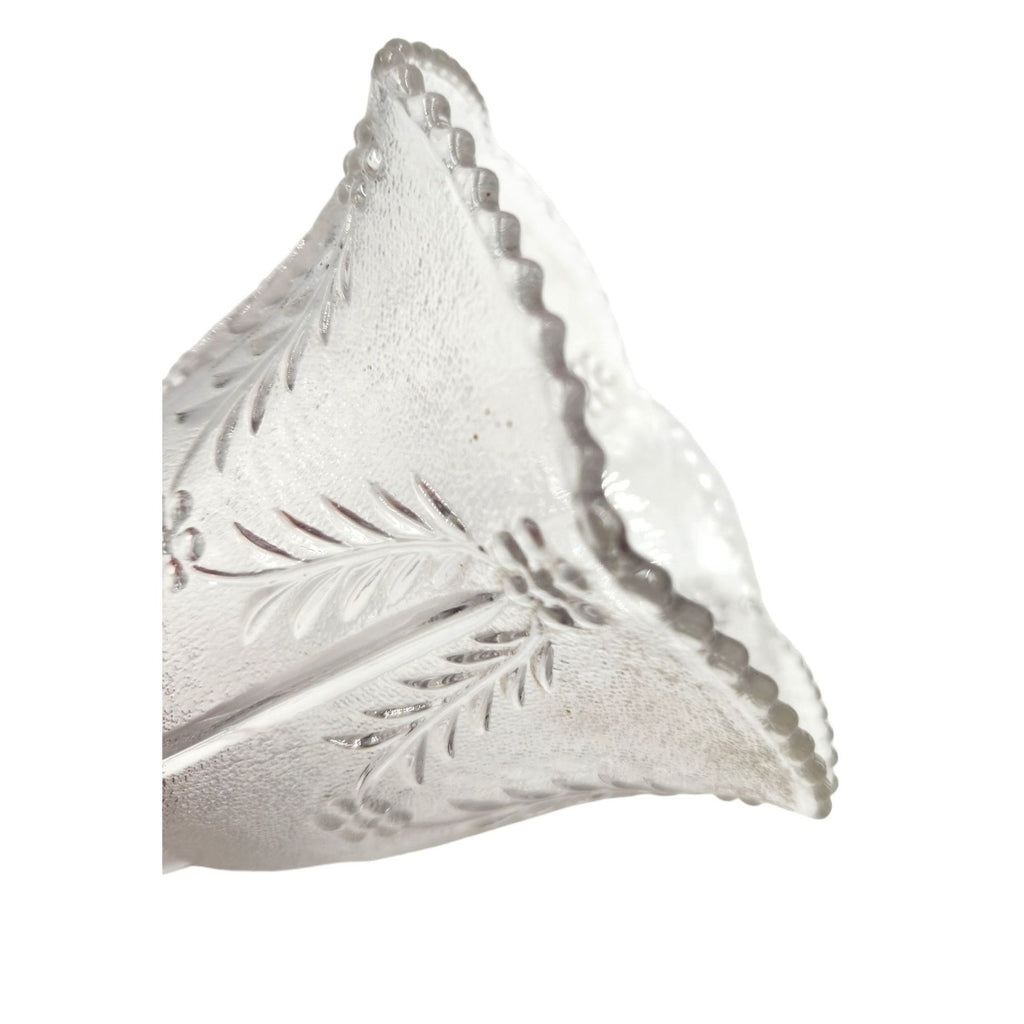 Vintage Revival Summer Wheat Glass Lamp Shade | Scalloped Bulb Cover 4.25"