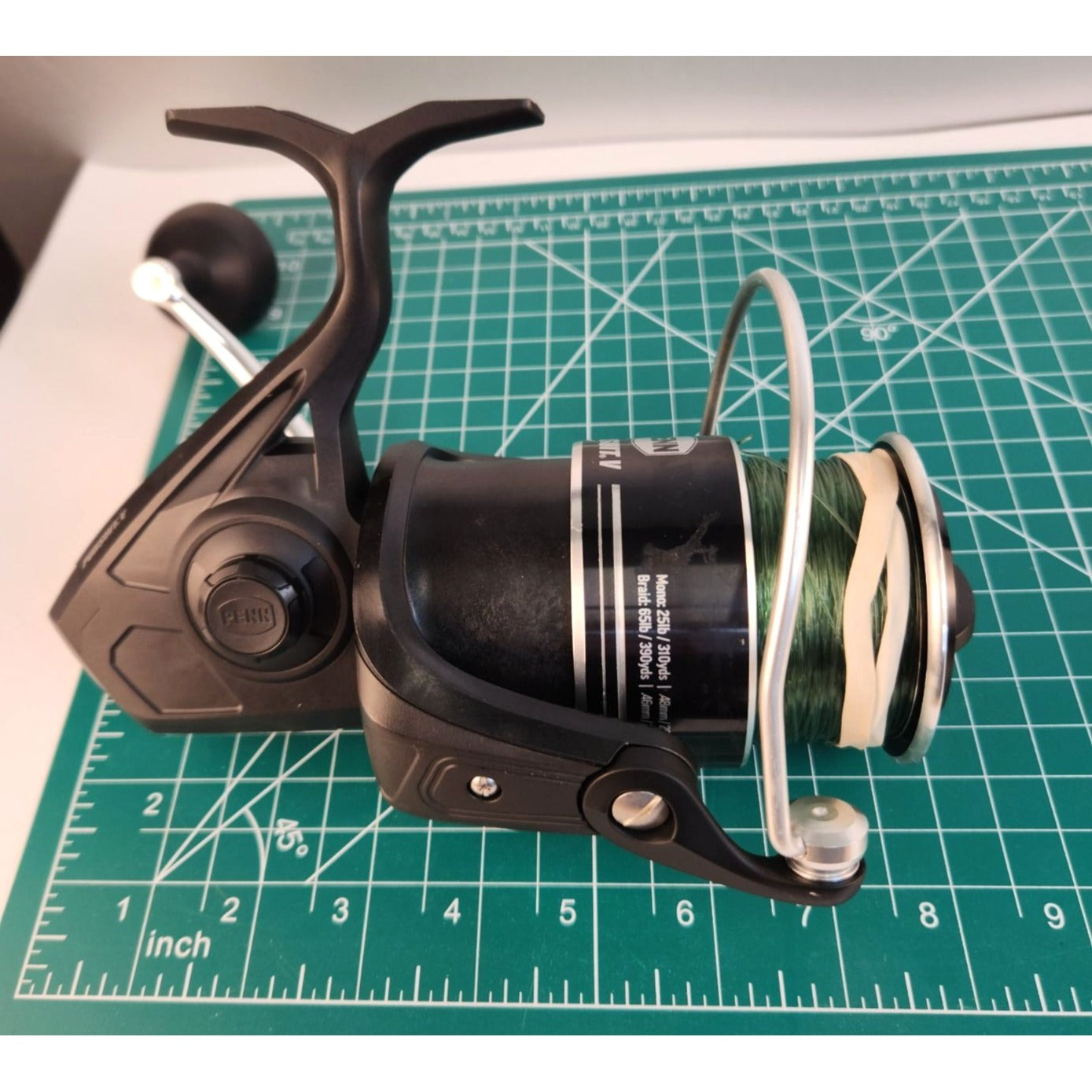 Penn Pursuit V Spinning Reel Size 8000 With Superline Spool HT-100 Drag 25lb Max