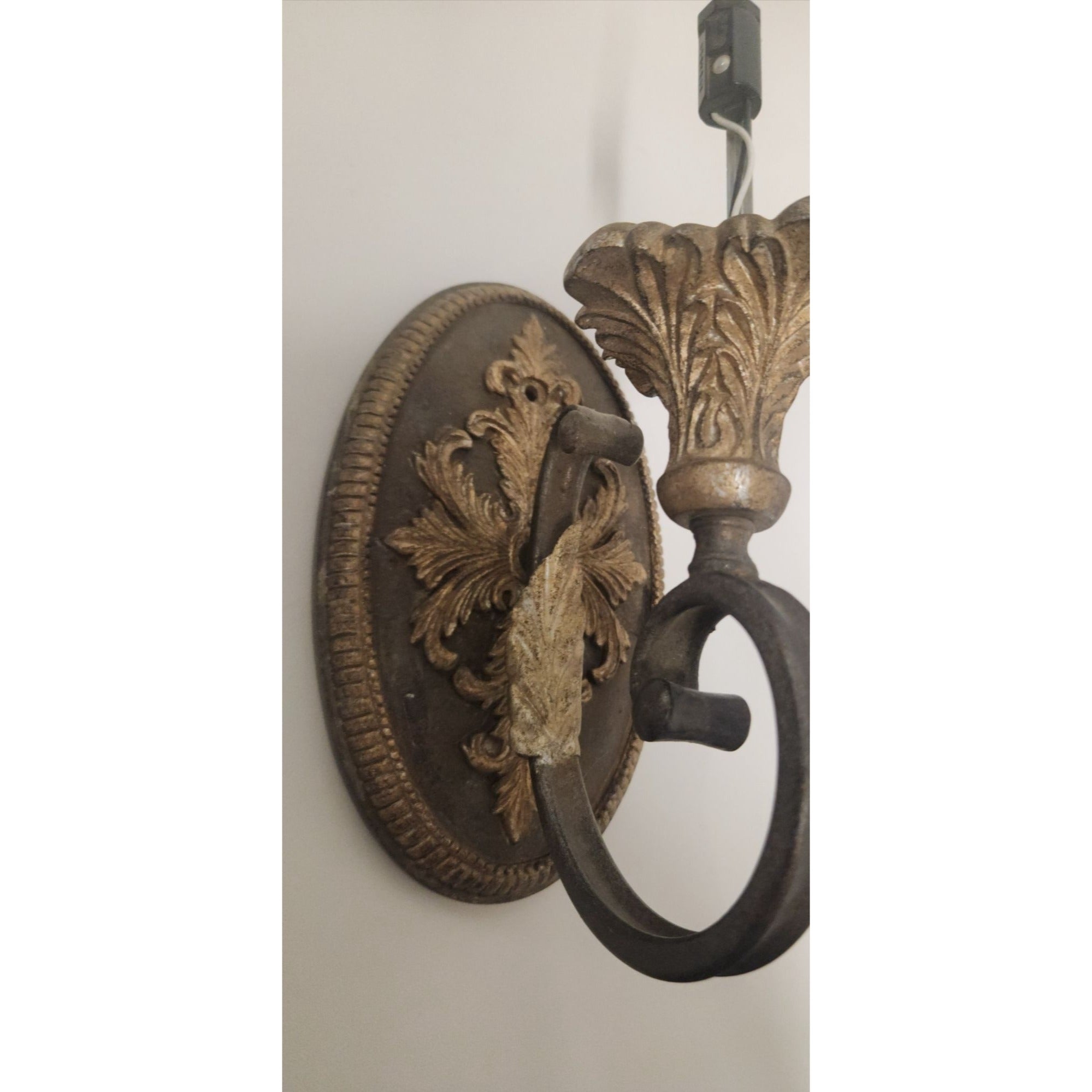 Vintage Progress Lighting Wall Sconce, Acanthus Leaf Cast Metal Light, Antique Bronze Tone