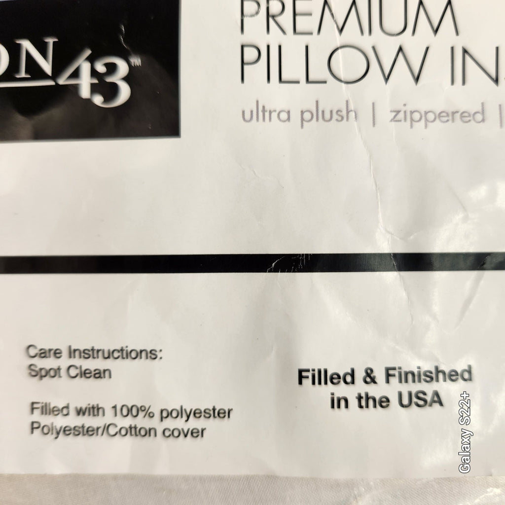 16" Round Pillow Insert | Ultra Plush Zippered Cover | Hudson 43