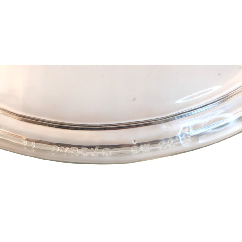 Vintage Pyrex Clear Glass Lid CW 22 C 8" Round W/ Oval Handle Fin Knob Design