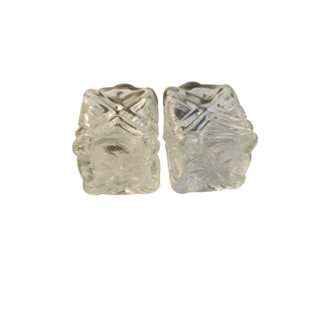 Set Of 8 Vintage Glass Salt & Pepper Shakers With Metal Lids