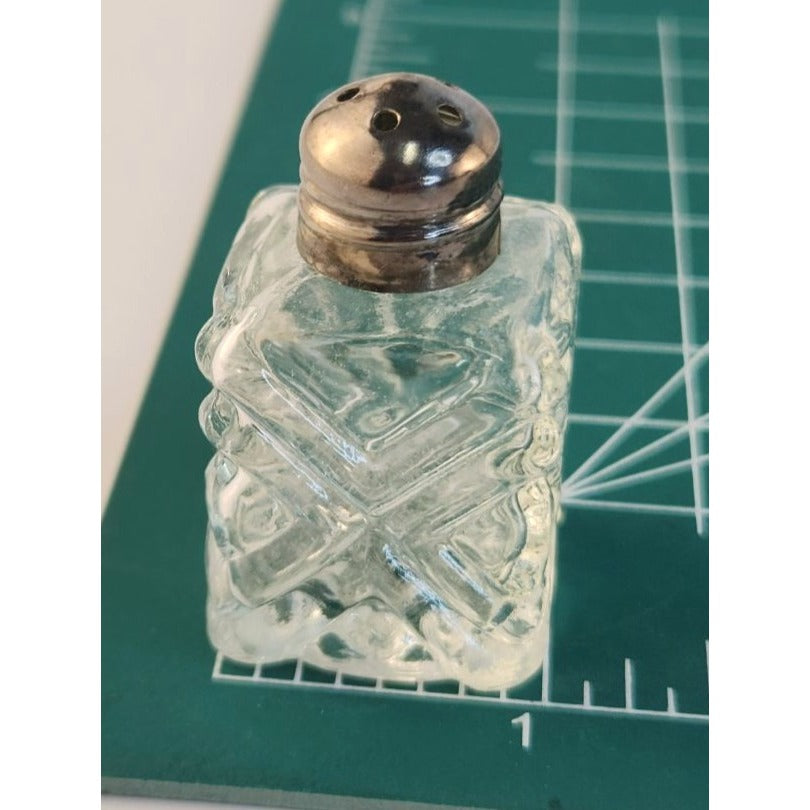 Set Of 8 Vintage Glass Salt & Pepper Shakers With Metal Lids