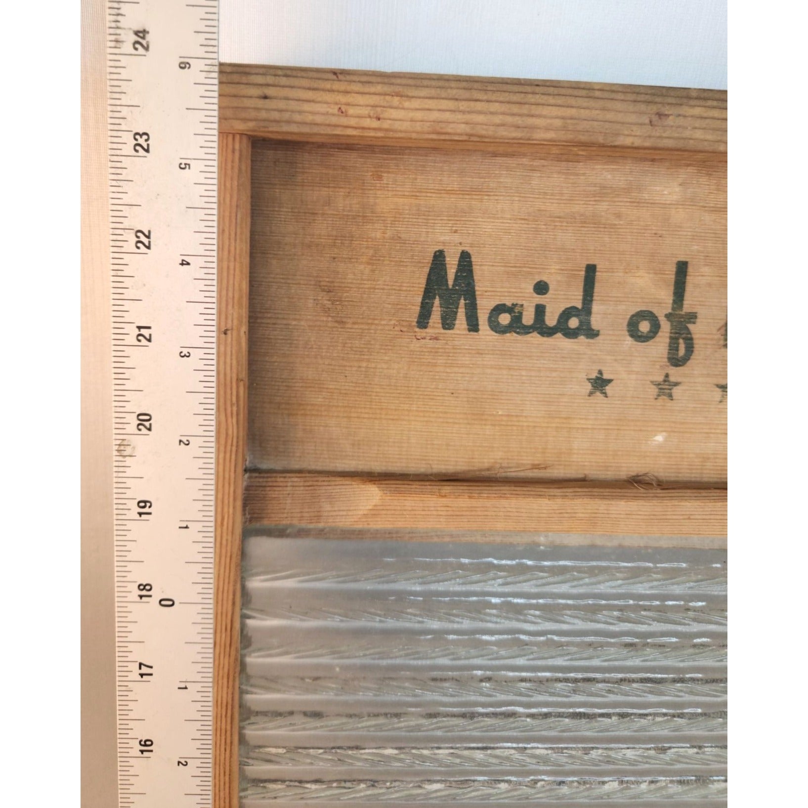 Vintage Maid of Honor Wooden Washboard Embossed Glass Surface 1940s WWII Era