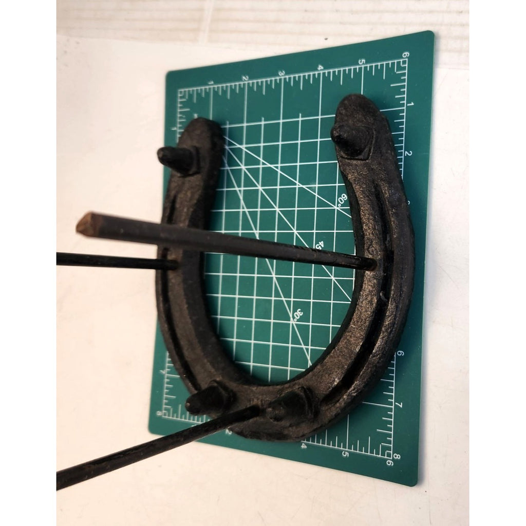 Rustic Horseshoe Hat Holder Wall Mount Western Cowboy Hat Hook