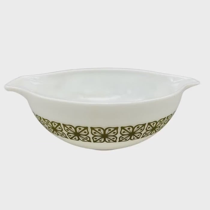 Vintage Pyrex 444 Cinderella Bowl Verde Green Square Flowers 4 Quart 1966