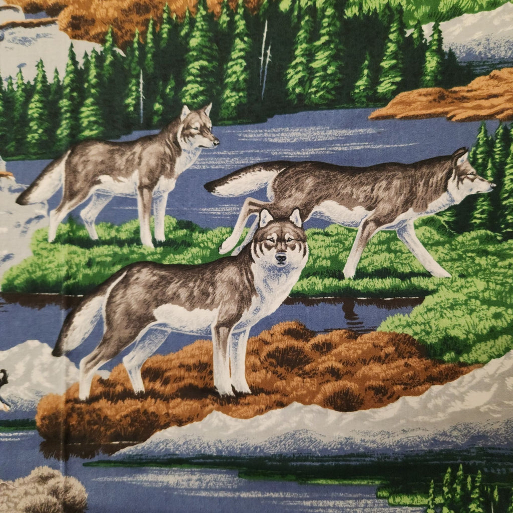 Vintage VIP Cranston Wildlife Cotton Fabric 1.5 Yards Mountain Print